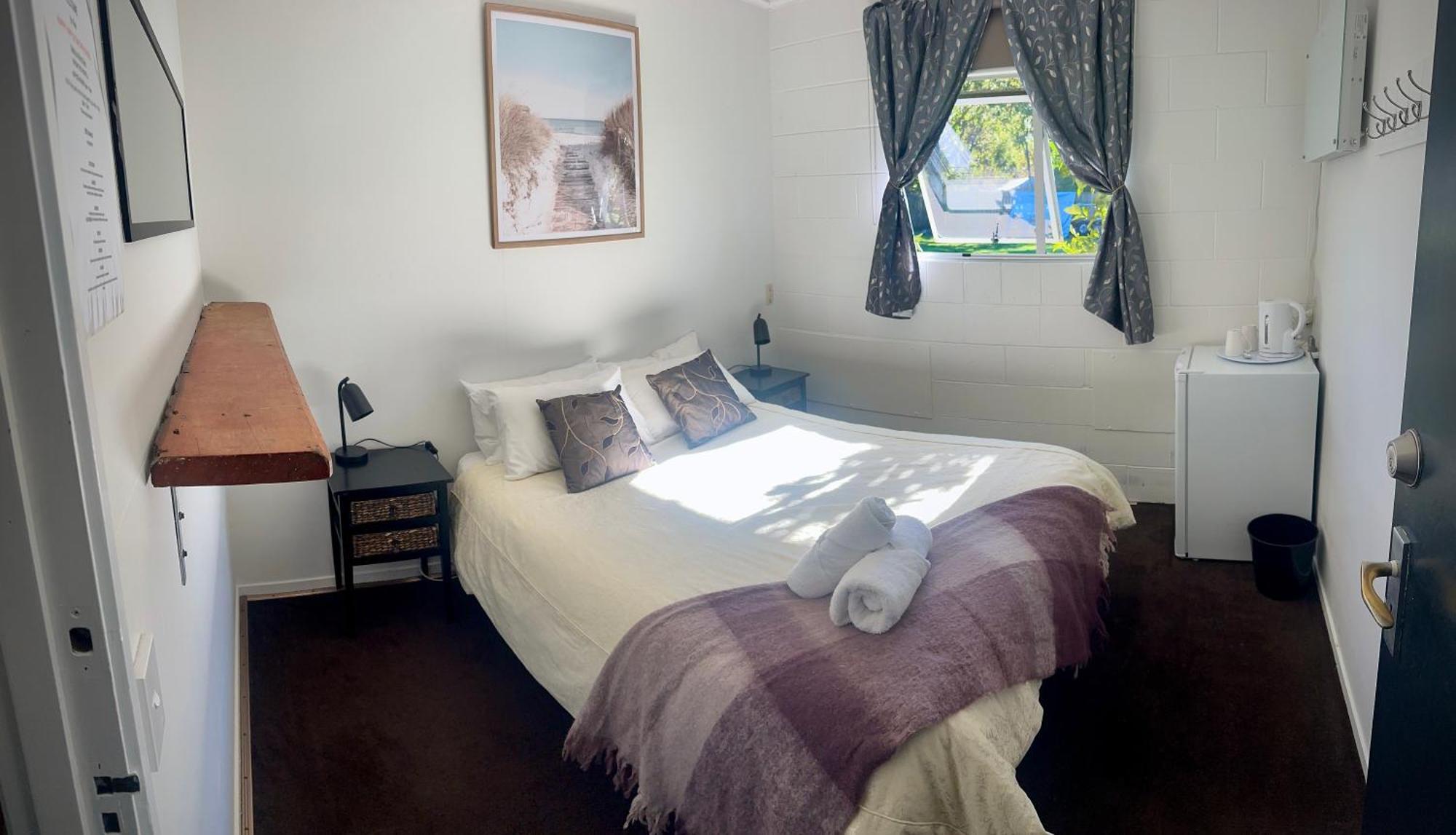 Happy Apple Backpackers Hostel Motueka Ruang foto